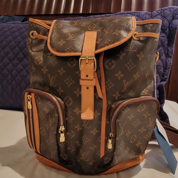 Authentic Louis Vuitton Monogram Bosphore Backpack - Picture 2 of 15